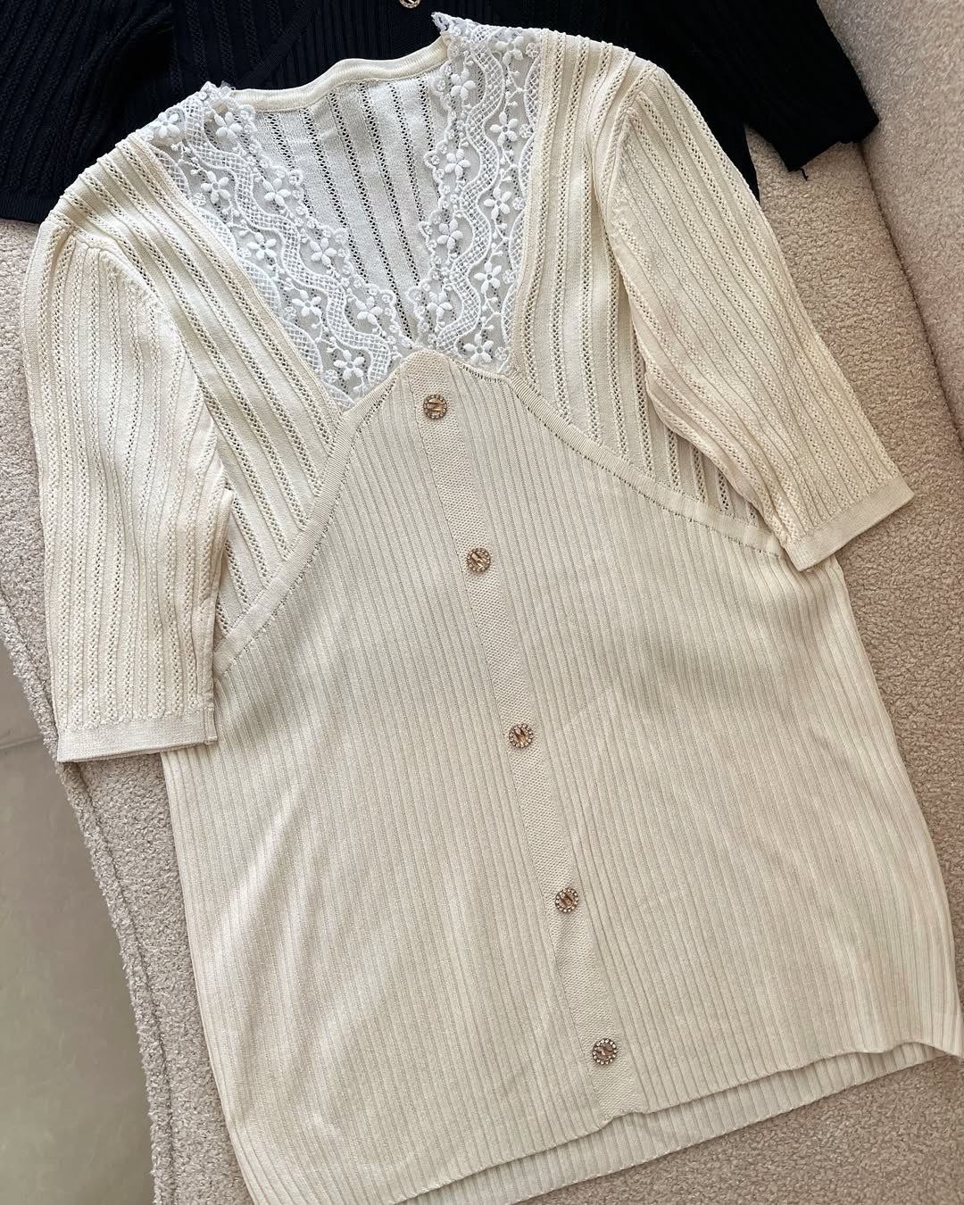 بلوز بافت مجلسی استین کوتاه یقه گیپور زنانه کد 676