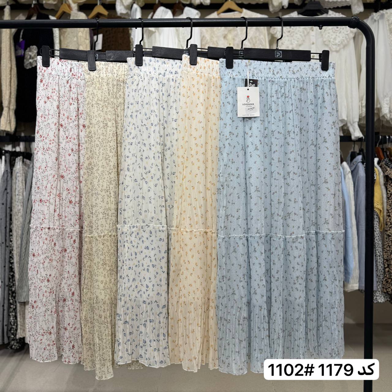 دامن حریر گل دار پلیسه بلند طبقه ای زنانه سفارشی کد 1179