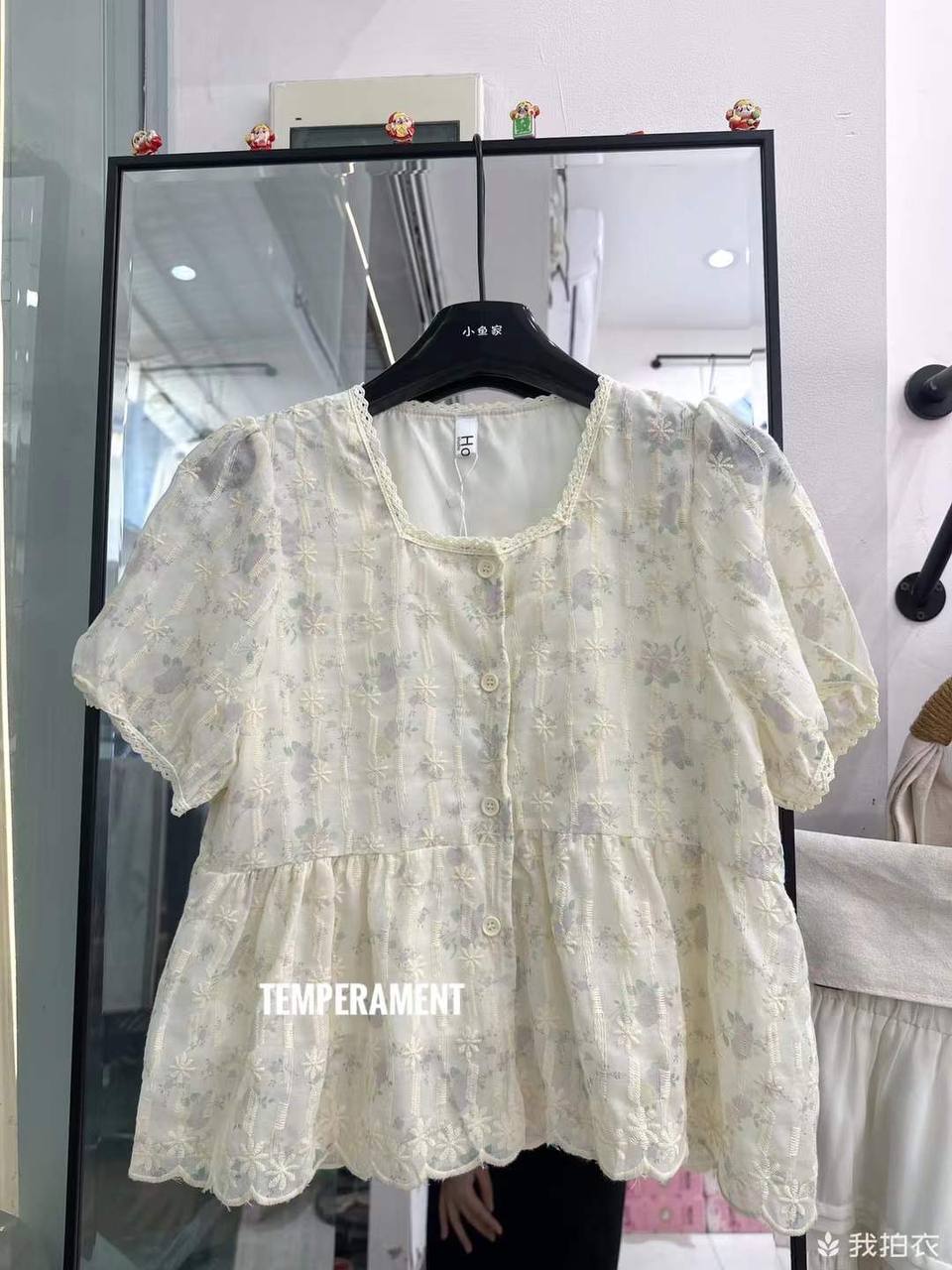 شومیز حریر خامه دوزی گل دار مجلسی کد 1256